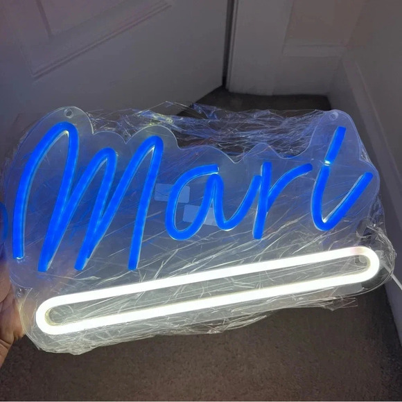 Custom LED Neon Sign  “Mari” - Picture 1 of 5